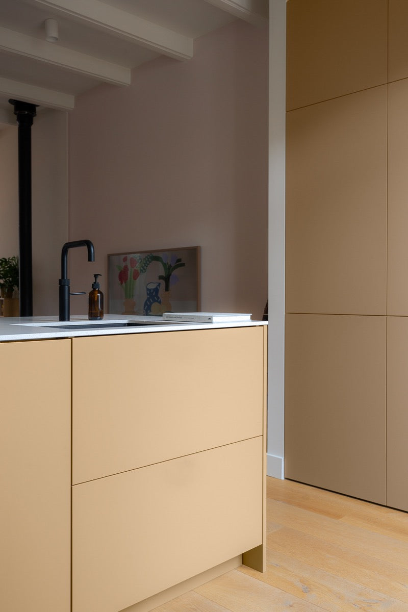 Gibbon Soft Yellow detail